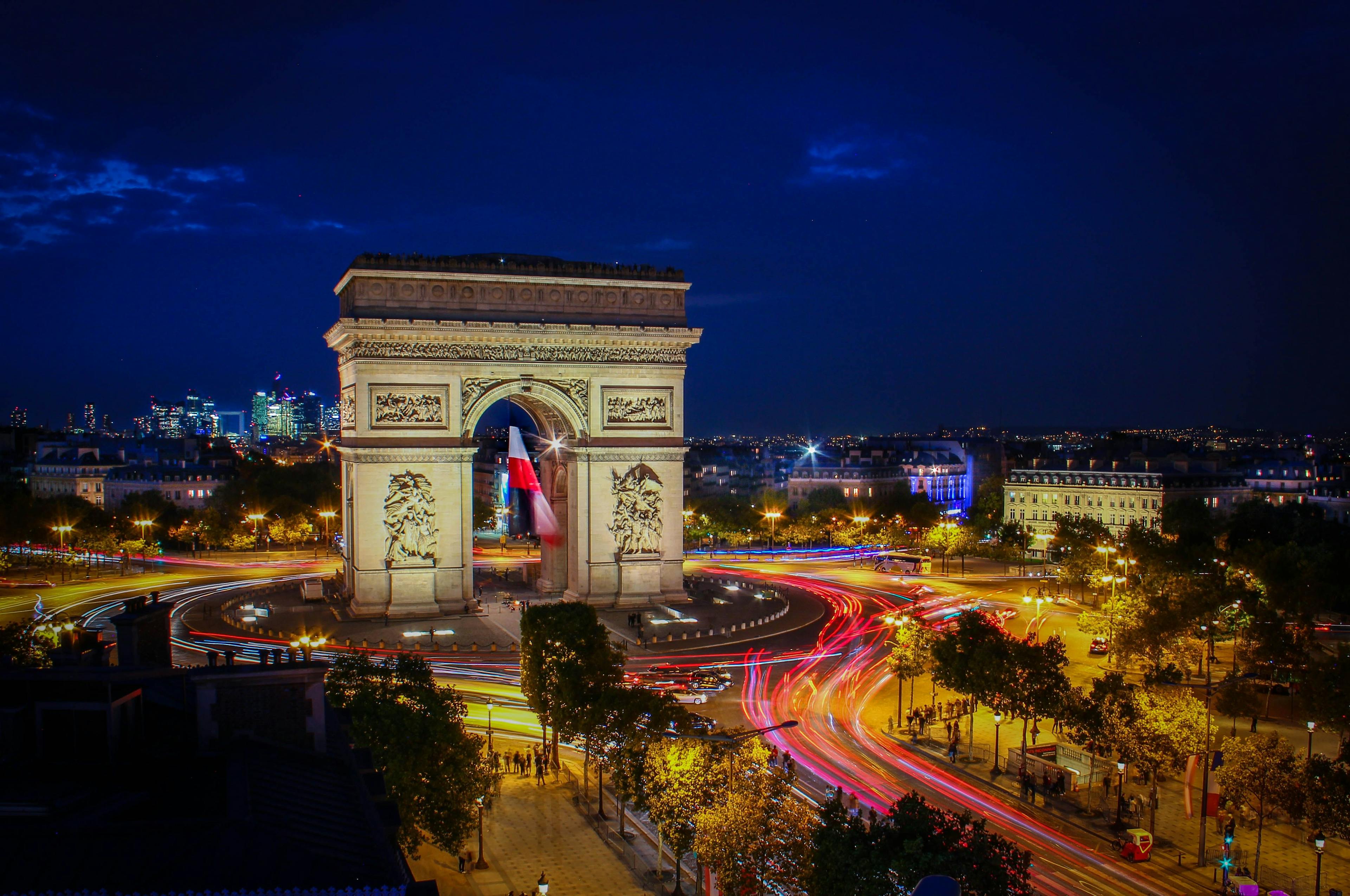 Arc de Triomphe in Paris during night