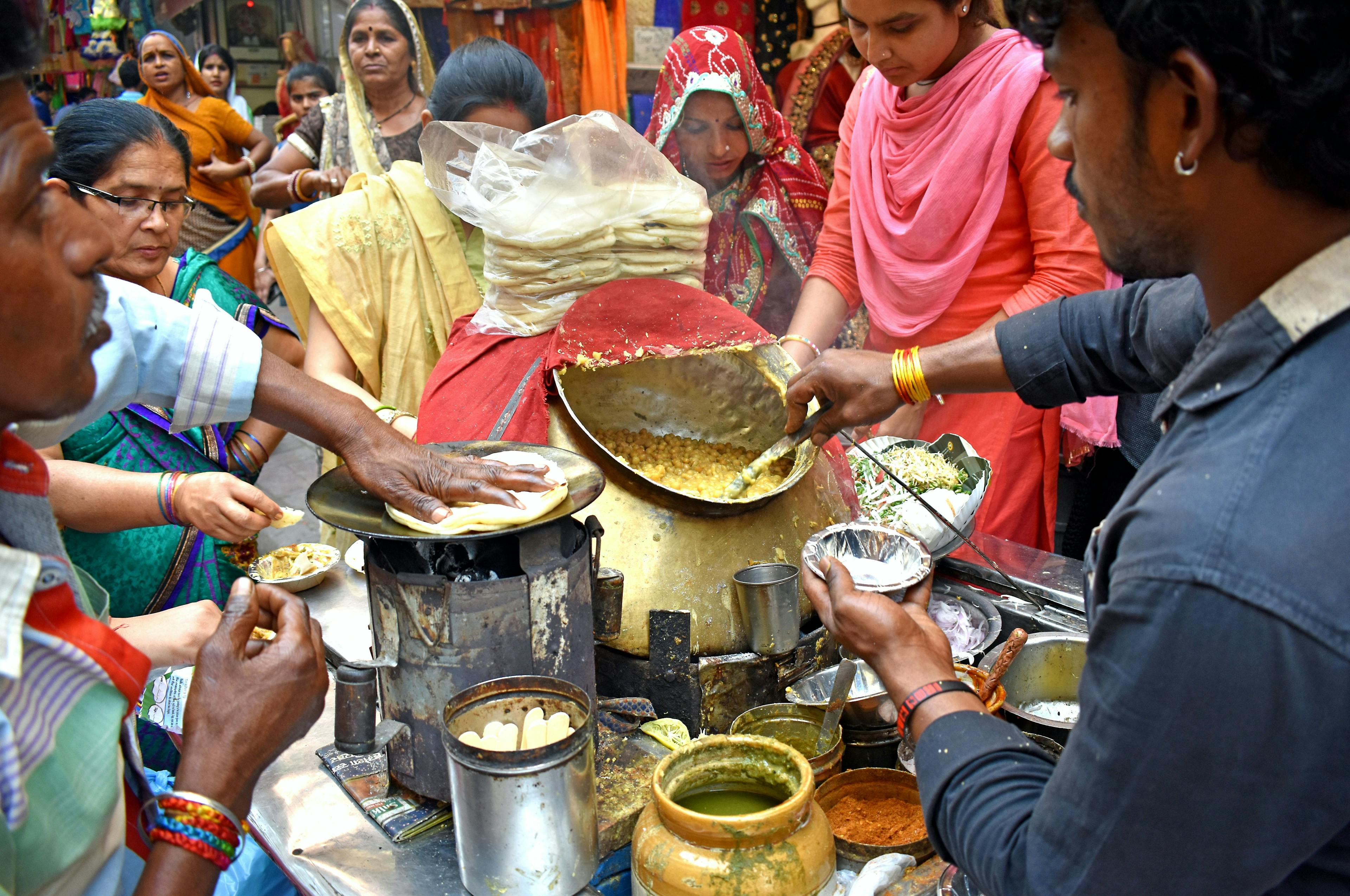 Street food in Chandni Chowk, New Delhi, Delhi, India