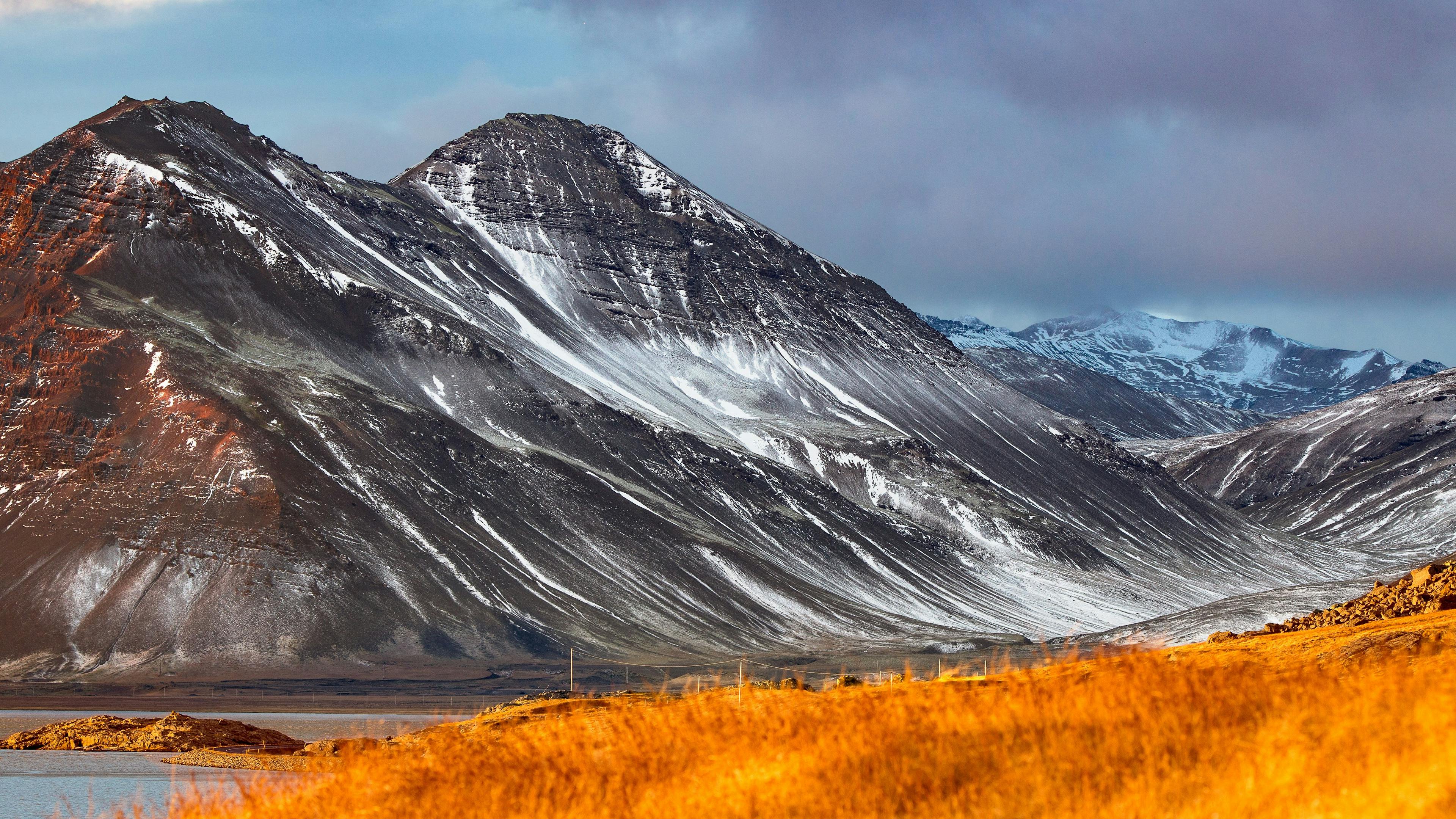 Þjóðvegur mountains in Iceland.