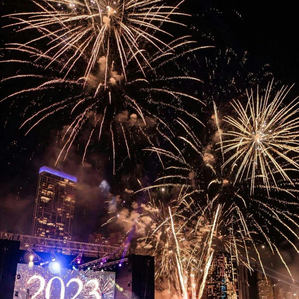 New Year's fireworks in Zero Gravity Dubai